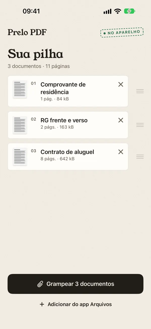 Pilha com três documentos e alças para arrastar e reordenar
